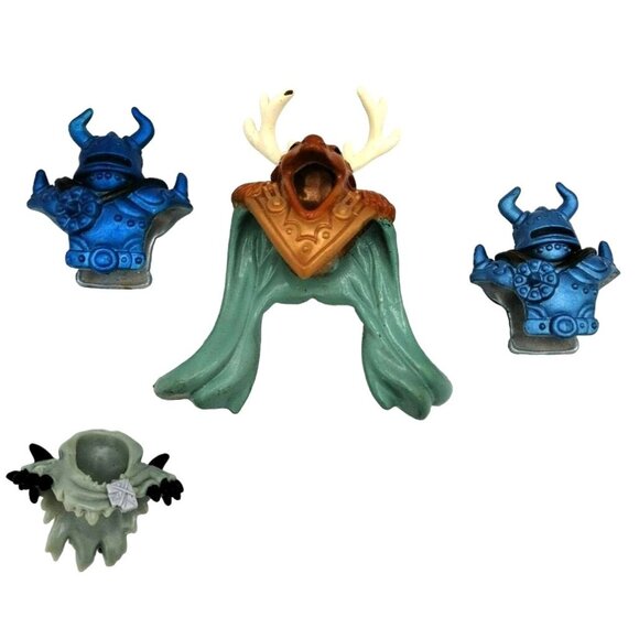 Armor Cowls Imaginext Character Toy Plastic Accessories Vintage Lot 4 piece - Picture 1 of 15